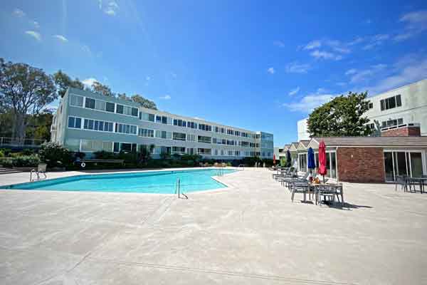 Cote D'Azur pool in the Hollywood Riviera
